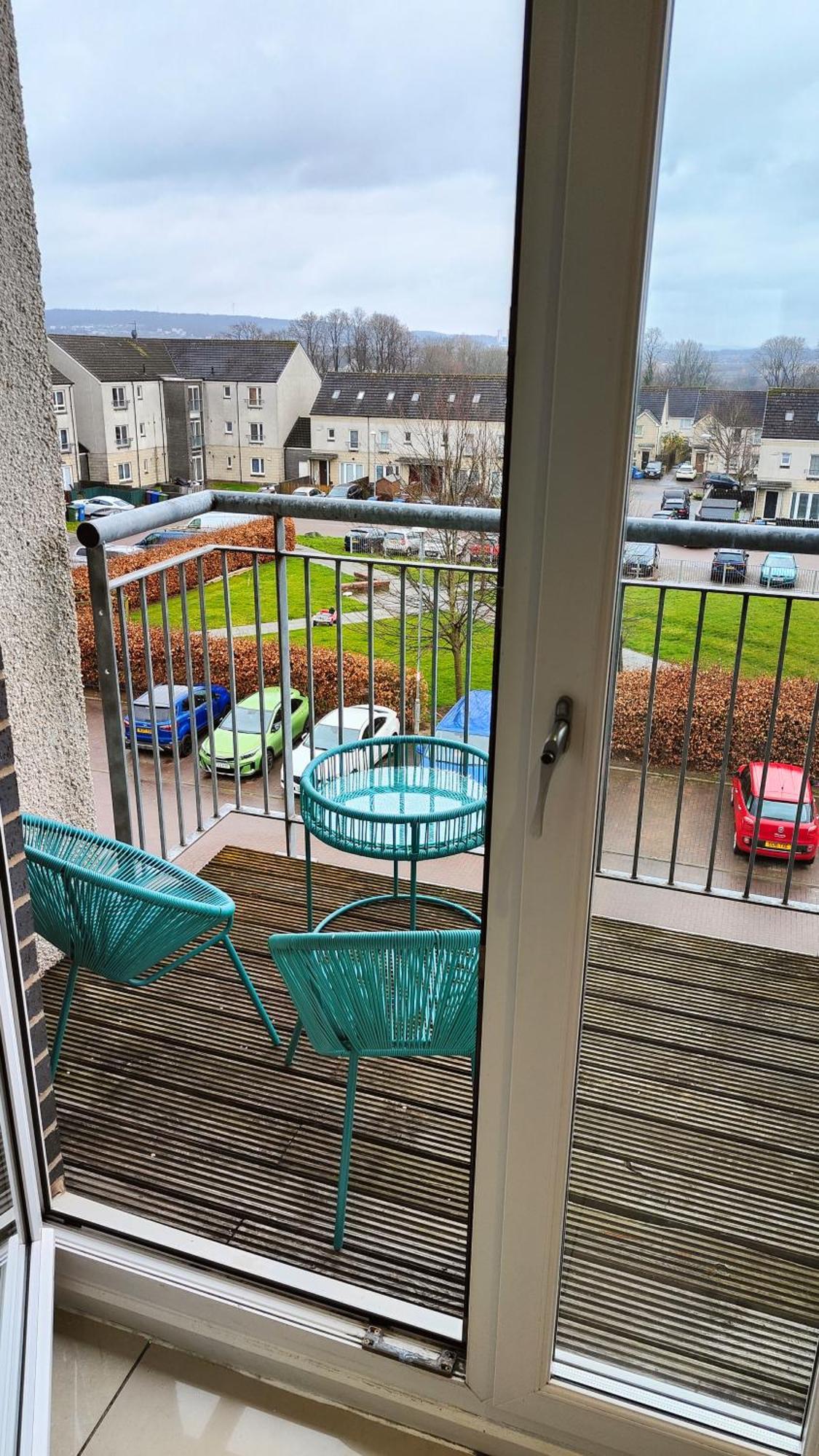 La Casita, Your Home Away From Home - Free Parking Glasgow Bagian luar foto