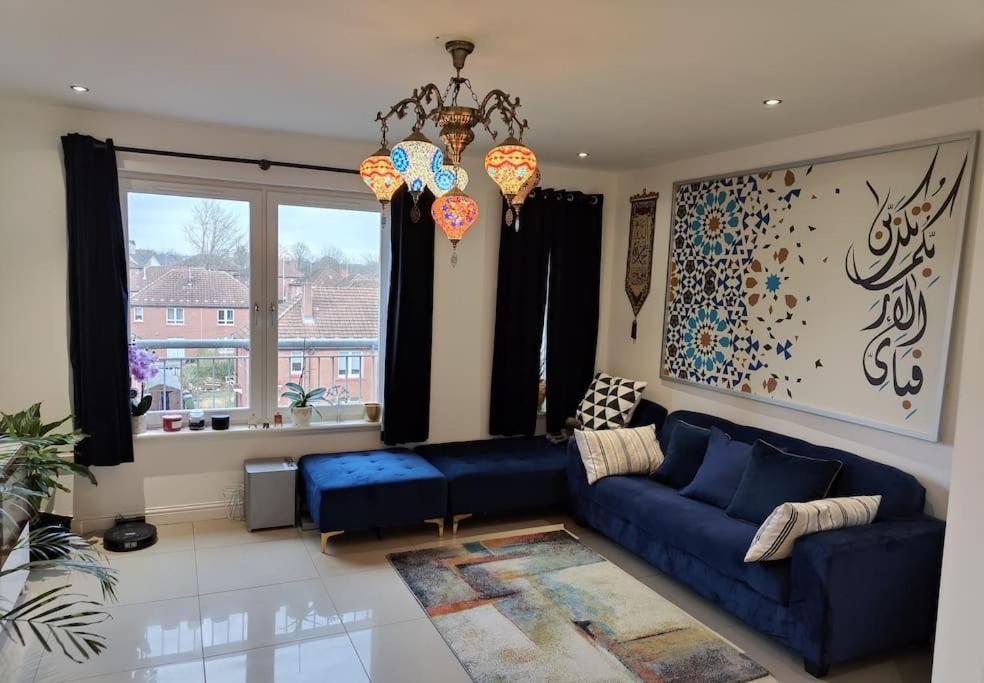 La Casita, Your Home Away From Home - Free Parking Glasgow Bagian luar foto