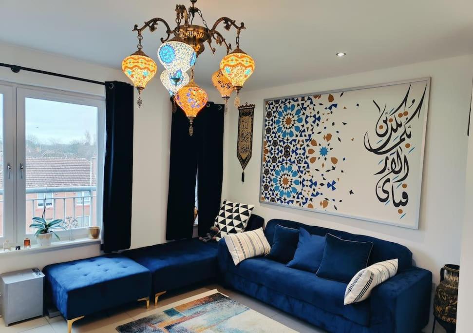 La Casita, Your Home Away From Home - Free Parking Glasgow Bagian luar foto